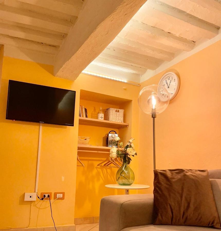 Piazza Napoleone Sweet Apartment Lukka Zewnętrze zdjęcie